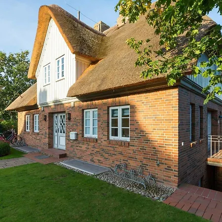 Haus Josias A - Rechts *